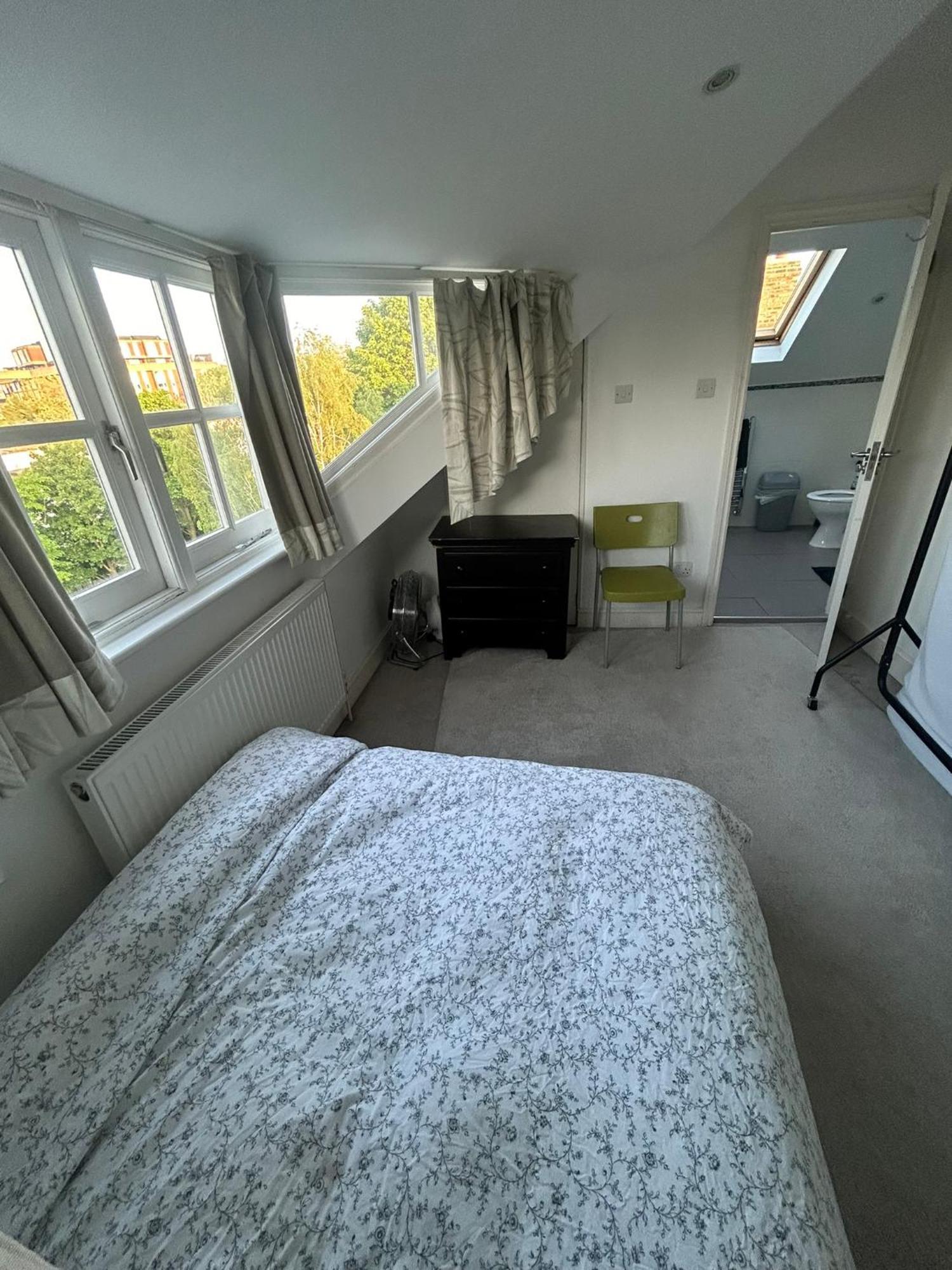 Apartament Cosy Attic Flat With Views Londra